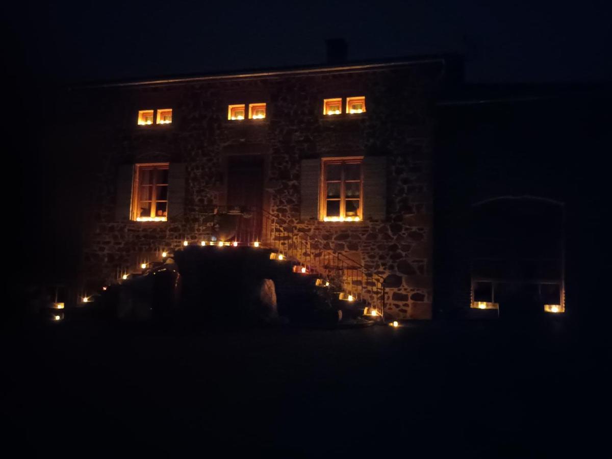 Bed and Breakfast Domaine De La Poyat Légny Exterior foto